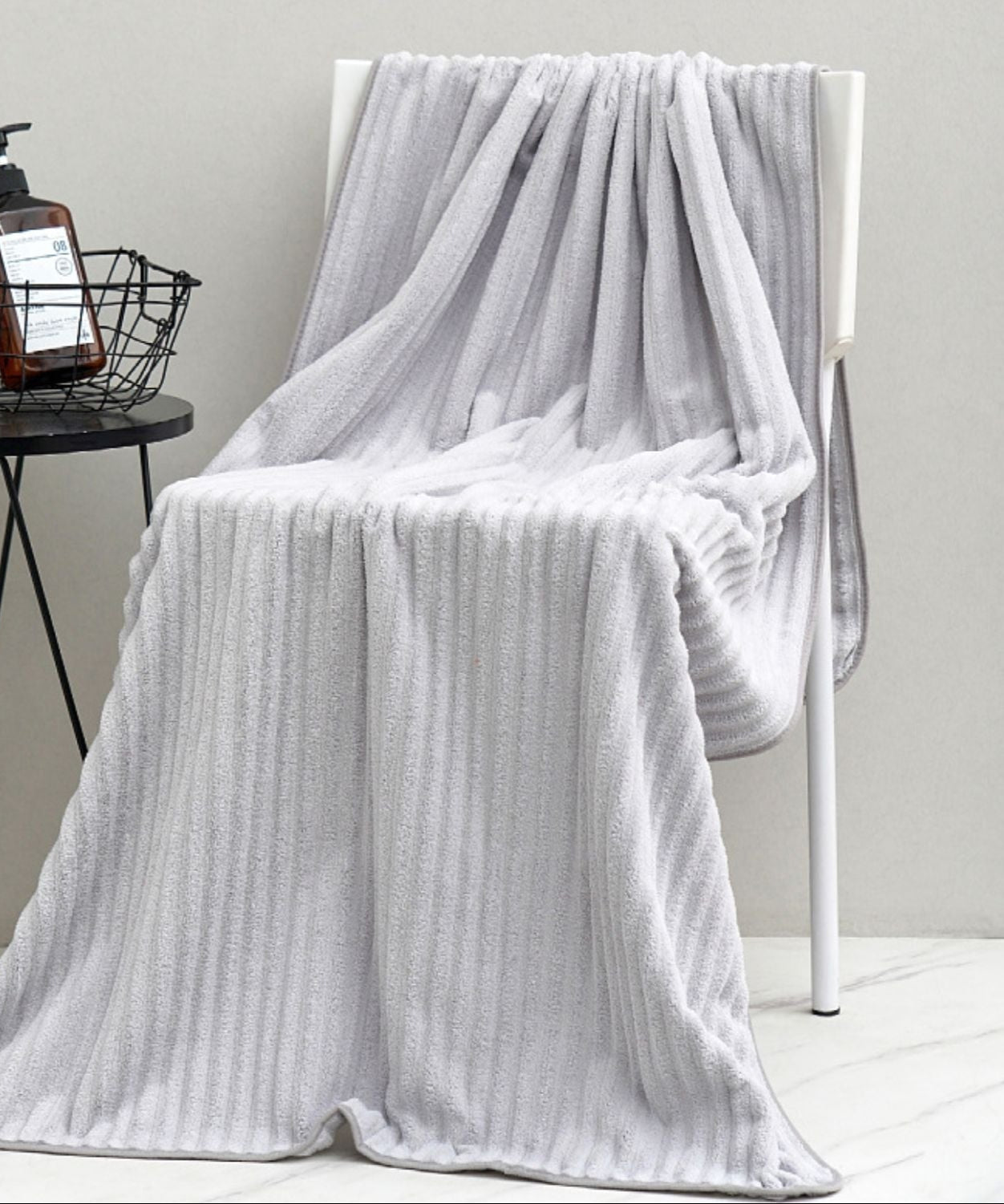 Badhanddoek Essential4You, de handdoek die droog blijft!