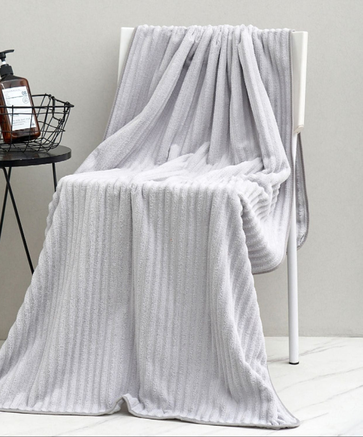 Badhanddoek Essential4You, de handdoek die droog blijft!