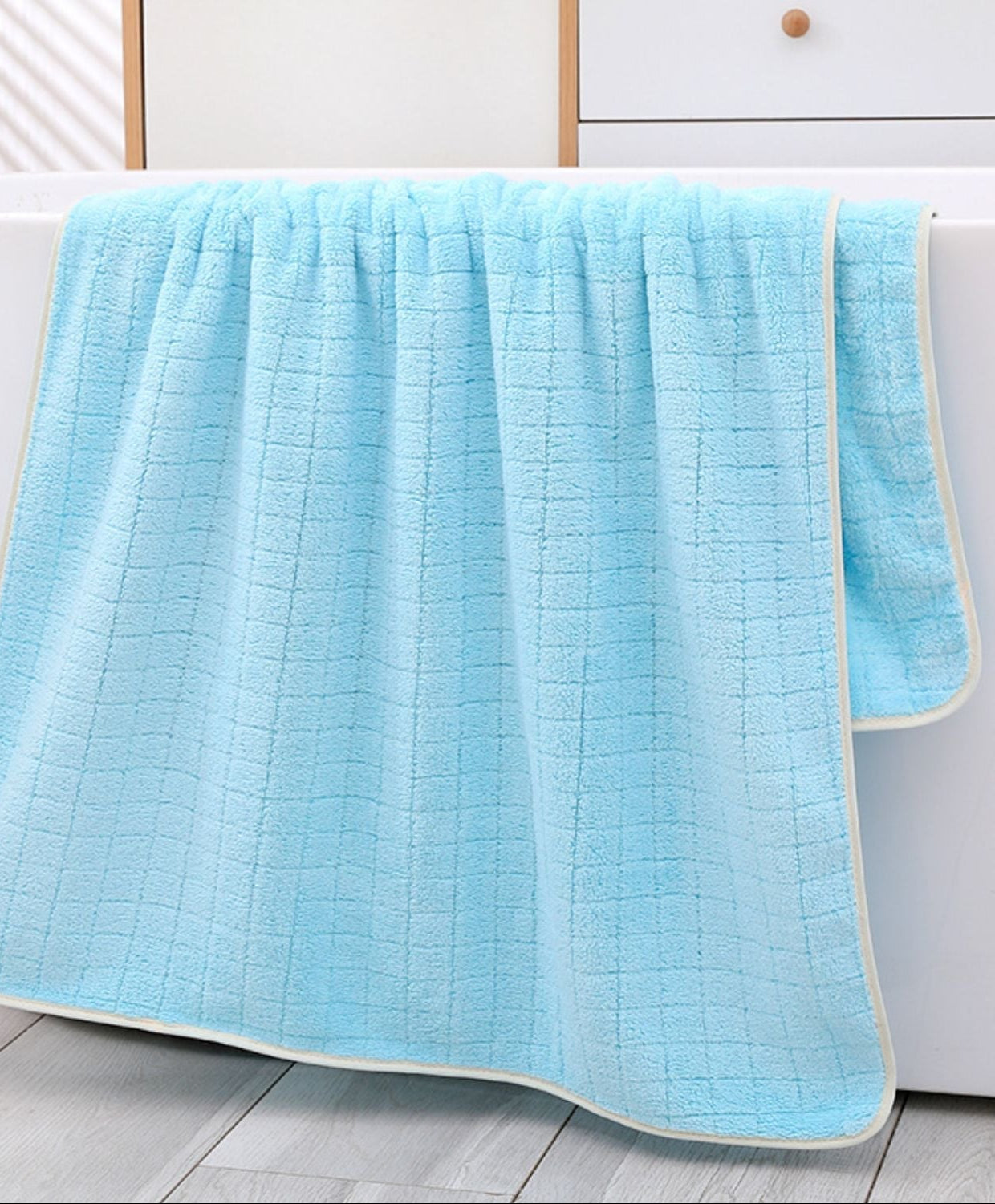 Badhanddoek Essential4You, de handdoek die droog blijft!