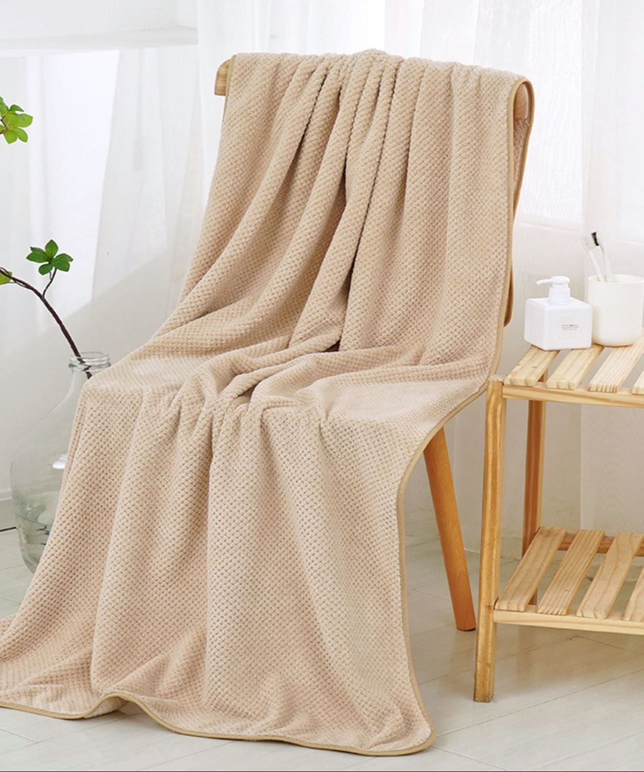 Badhanddoek Essential4You, de handdoek die droog blijft!