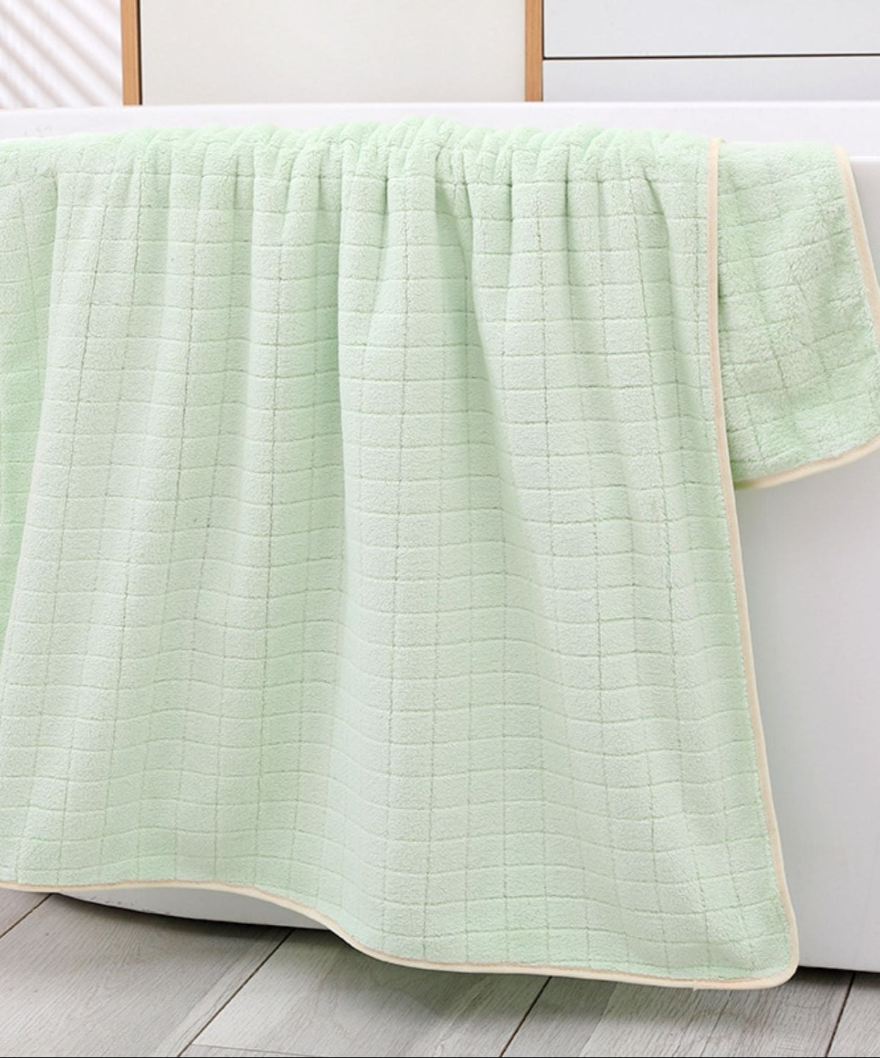 Badhanddoek Essential4You, de handdoek die droog blijft!