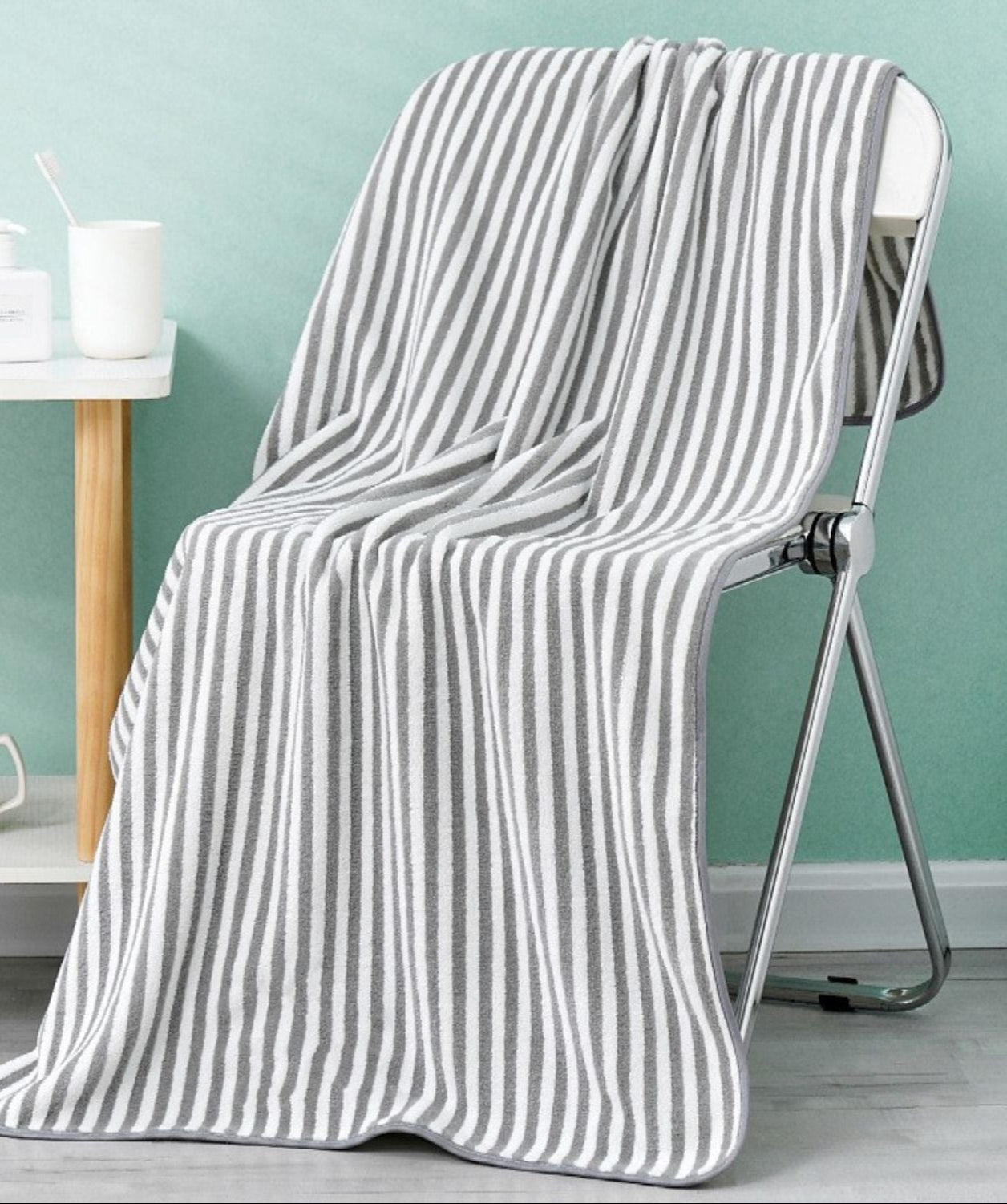 Badhanddoek Essential4You, de handdoek die droog blijft!