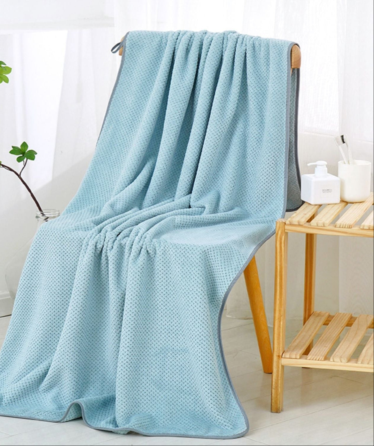 Badhanddoek Essential4You, de handdoek die droog blijft!